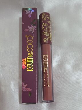 Matte Liquid Lipstick -  LIVELY -Dusty Rose